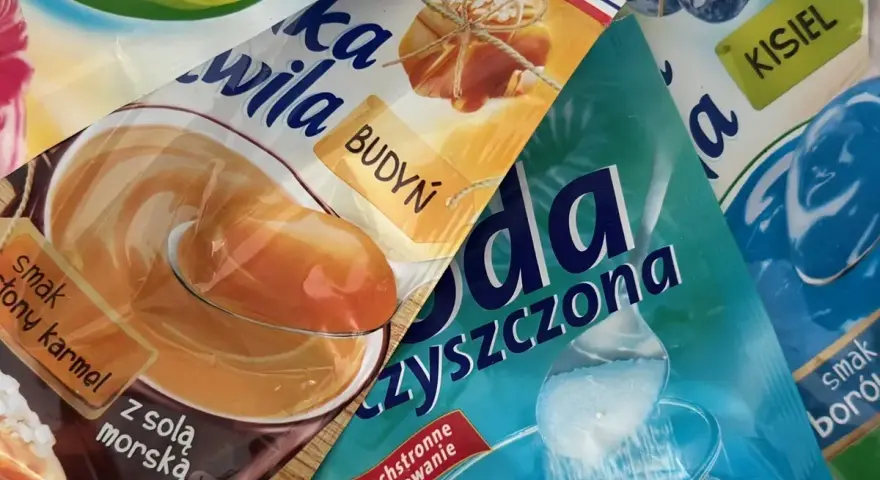Budyń o smaku słonego karmelu, kisiel i soda oczyszczona. 15 01 06 kod odpadu.